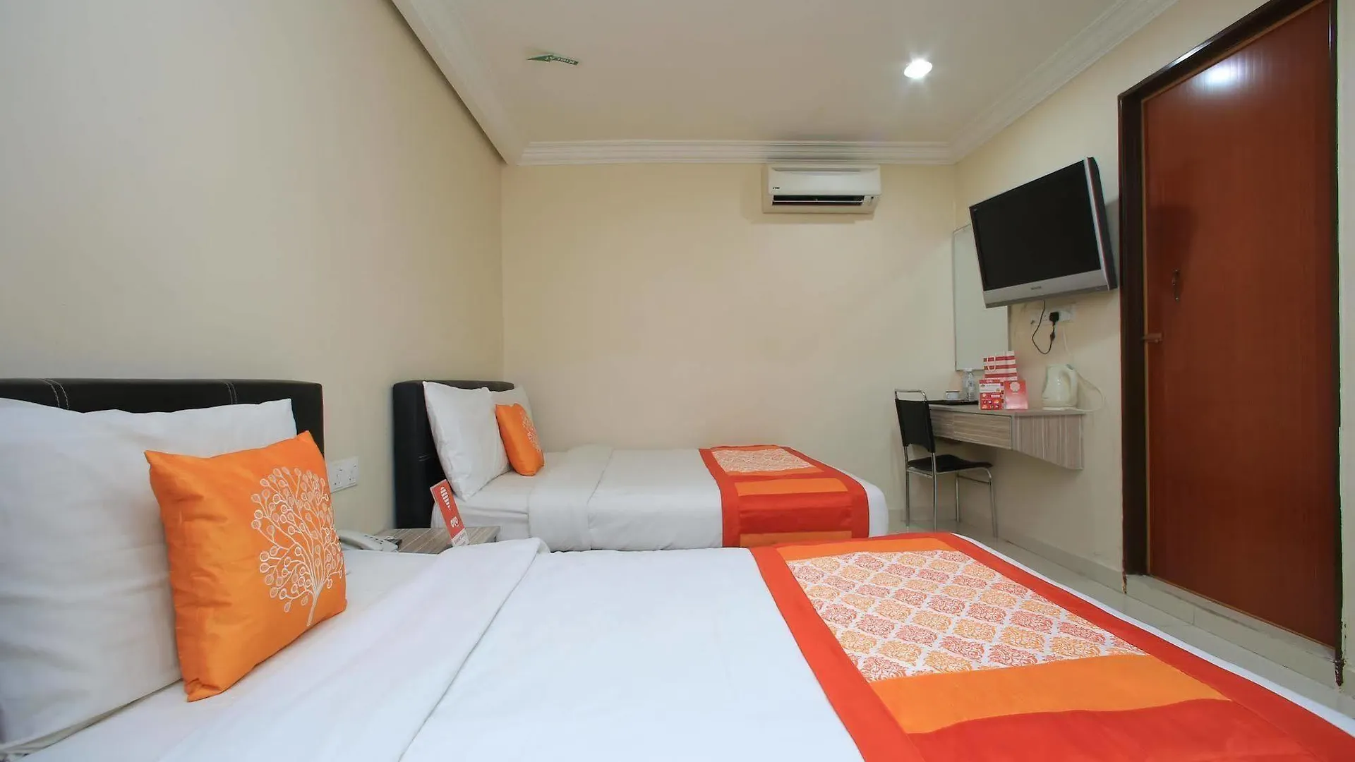 Safari Hotel Ampang  2*, Ampang (Selangor)